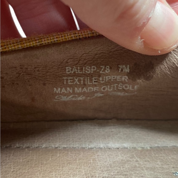 Donald Pliner | Size 7 Balisp Beaded Loafer/Slip-On - Picture 5 of 7